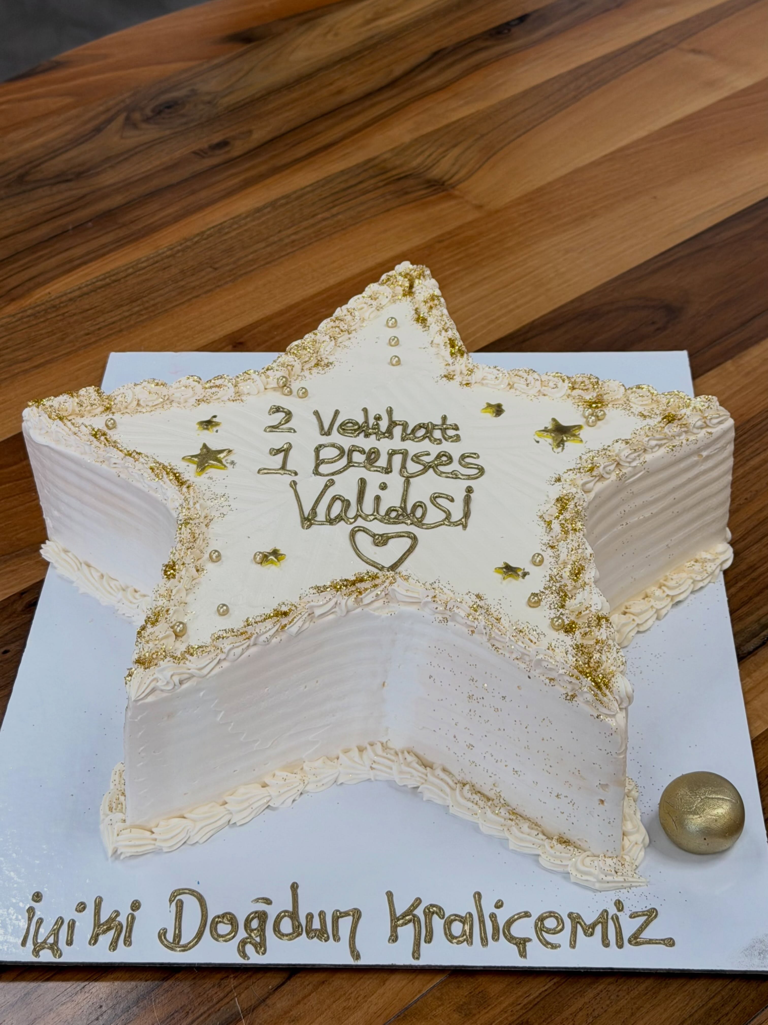 Özel Tasarım Doğum Günü Pastası